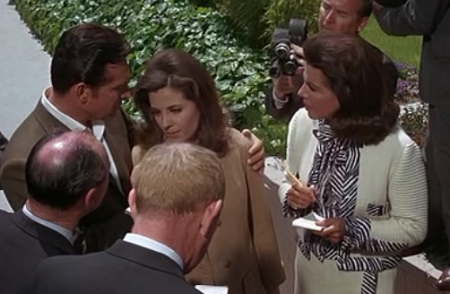 Jacqueline Susann's cameo in Valley of the Dolls